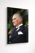 Net Duruş Atatürk Cam Tablo