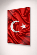 Dalgalanan İrade Türk Bayrağı Cam Tablo
